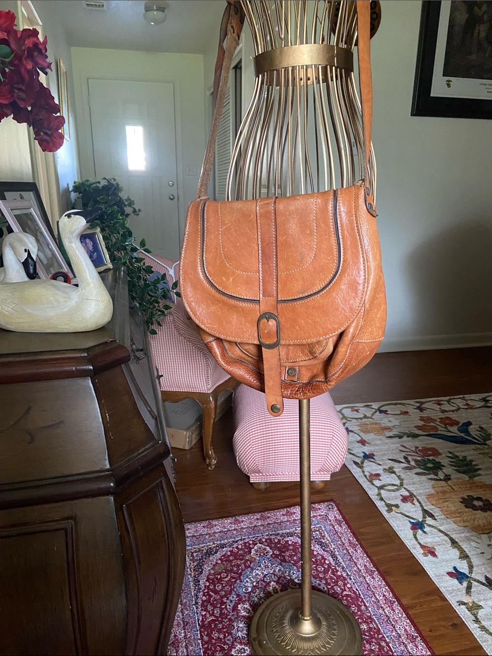 Women’s Casual Saddle Bag in Tan Leather